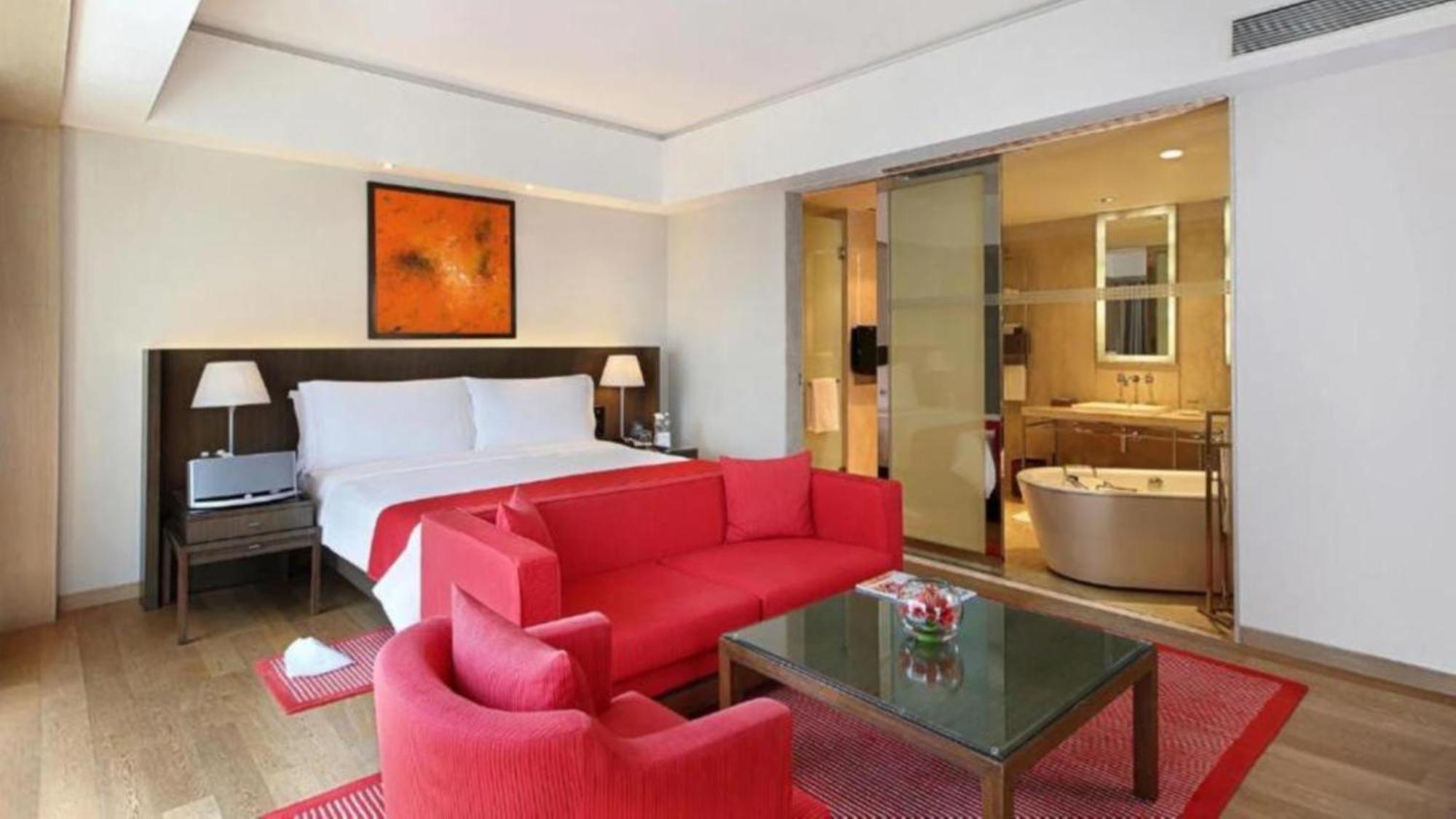 Hotel Seven Inn Near Delhi Airport New Delhi Eksteriør bilde